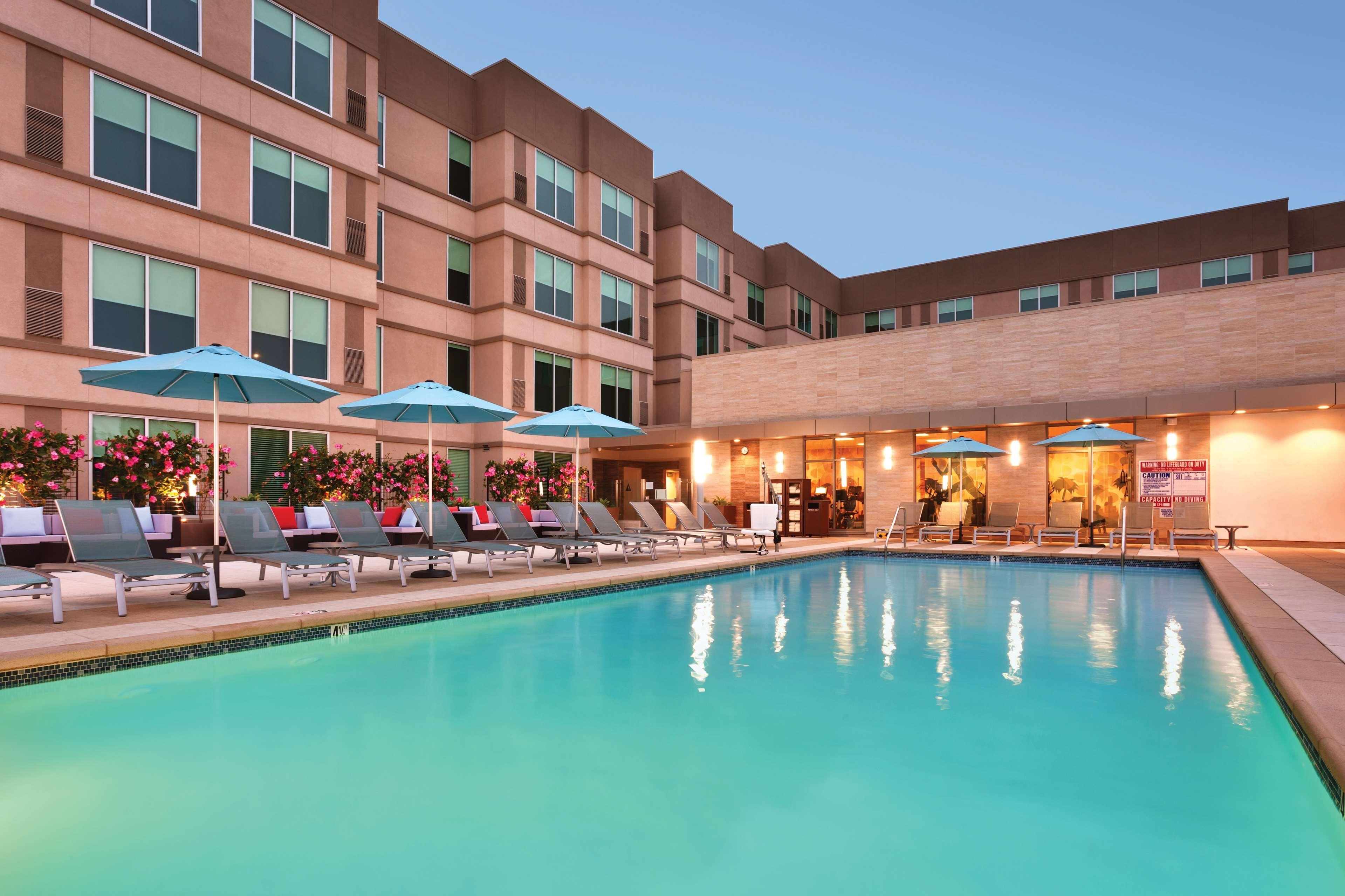 Hyatt House At Anaheim Resort/Convention Center Exterior foto